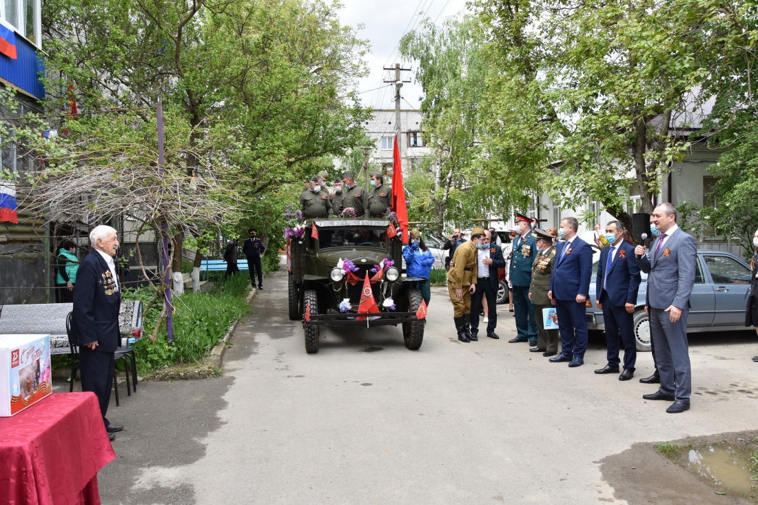 «ФРОНТОВАЯ БРИГАДА» поздравила ветеранов войны в День Победы