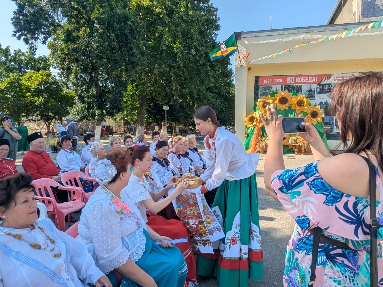В станице Анастасиевской с размахом отметили День фольклора
