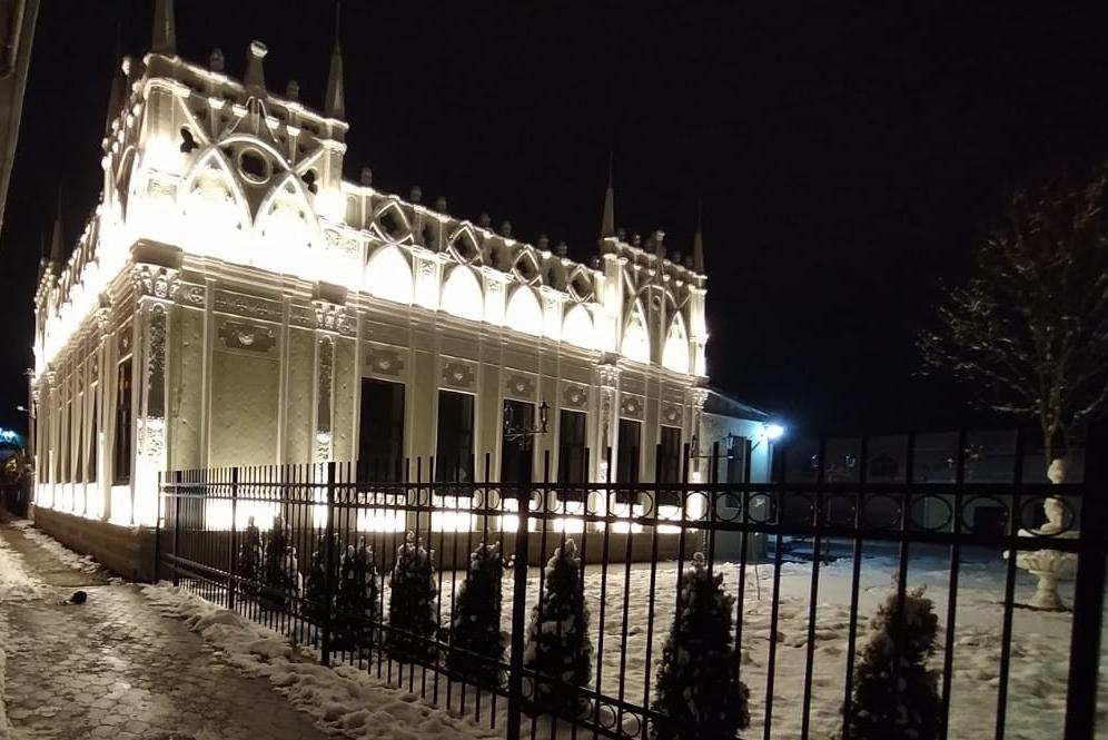 Ночная подсветка дома купца Мазепы