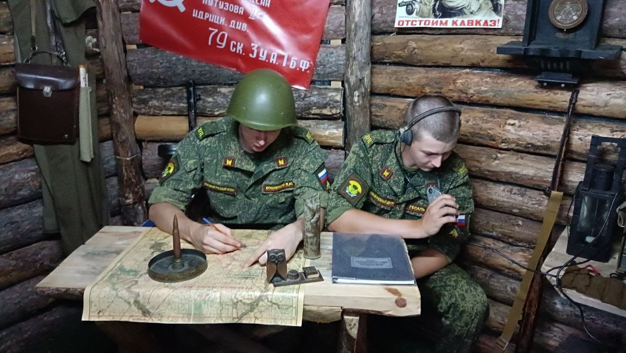 Студенты военно-учебного центра Кубанского аграрного университета посетили музей артефактов поискового отряда «Кубанский рубеж» «К-95»
