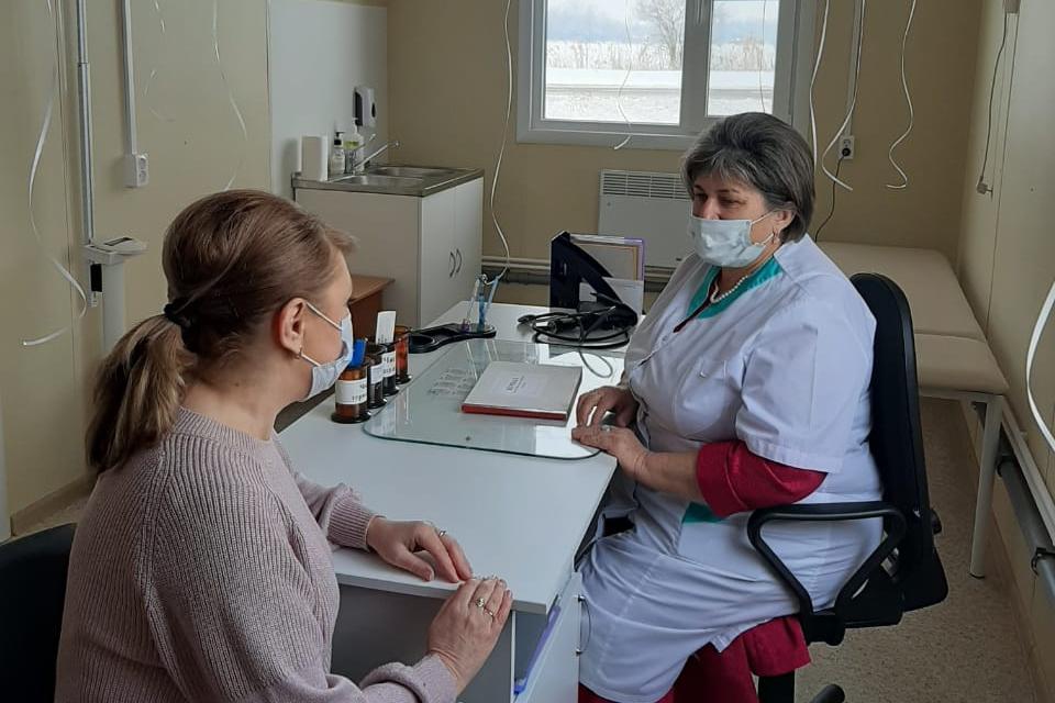 В хуторе Троицком Маевского сельского поселения начался прием пациентов в новом здании фельдшерско-акушерского пункта