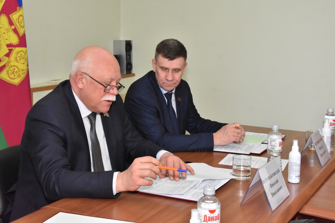 Депутаты ЗСК посетили Славянский район