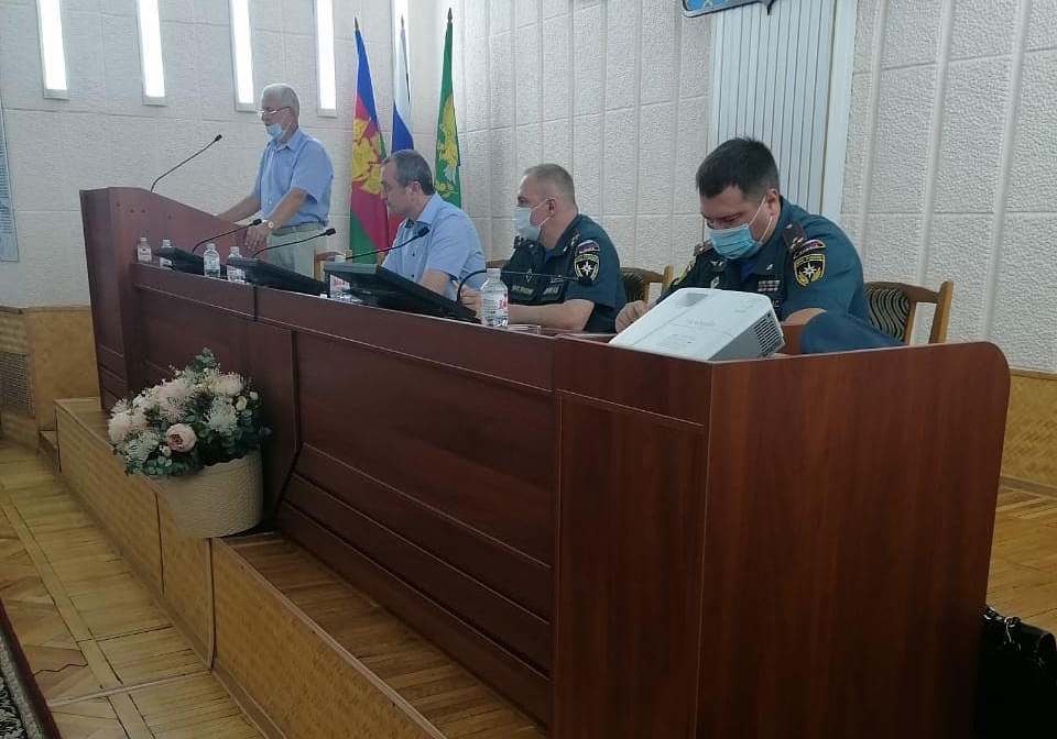 В Славянском районе проходят командно-штабные учения В Славянском районе проходят командно-штабные учения