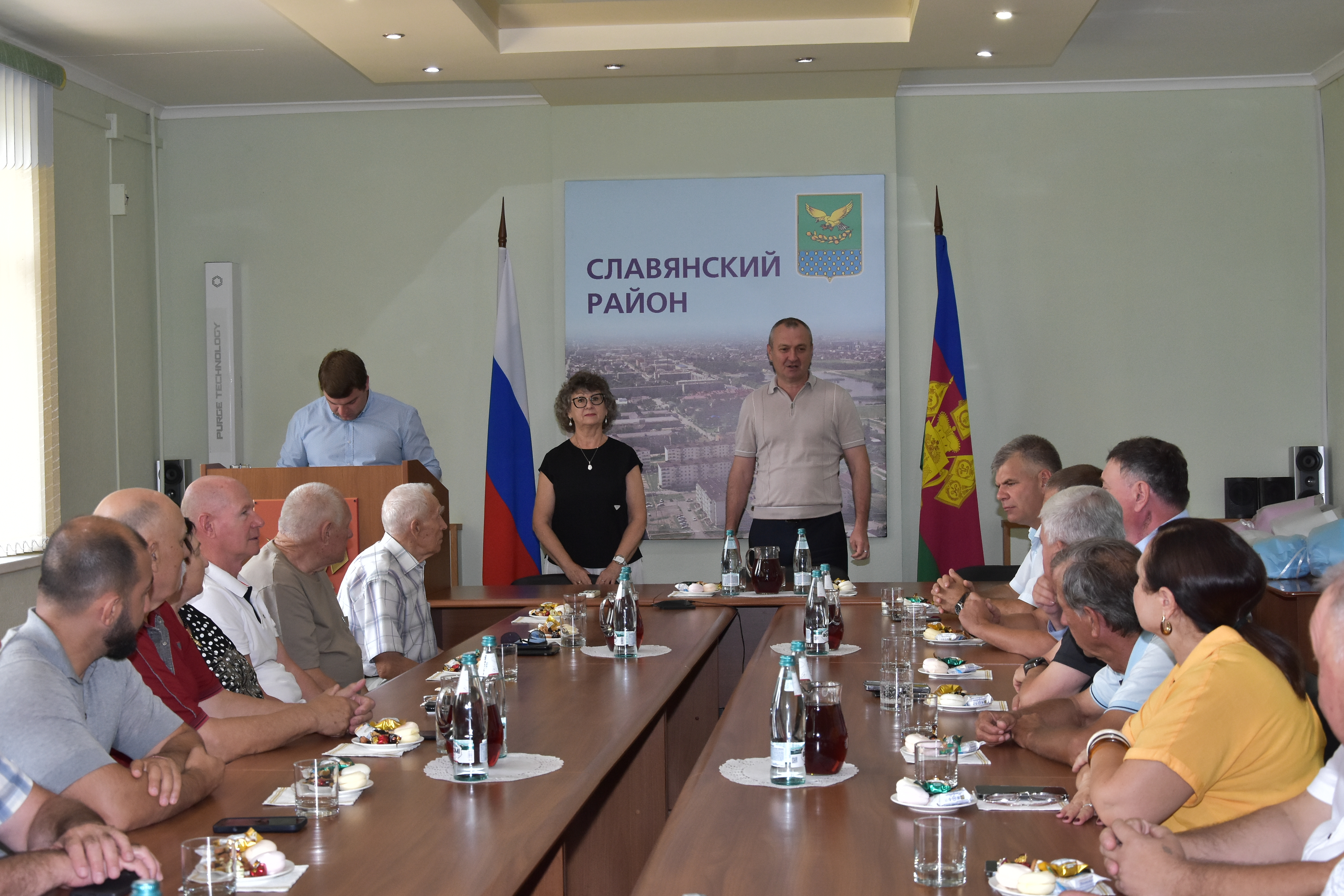 Торжественный прием главы Славянского района в честь Дня строителя
