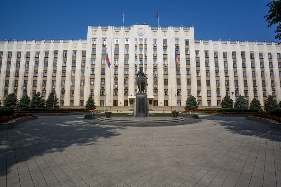 В Краснодарском крае продлили ряд антиковидных мер и ввели новые ограничения