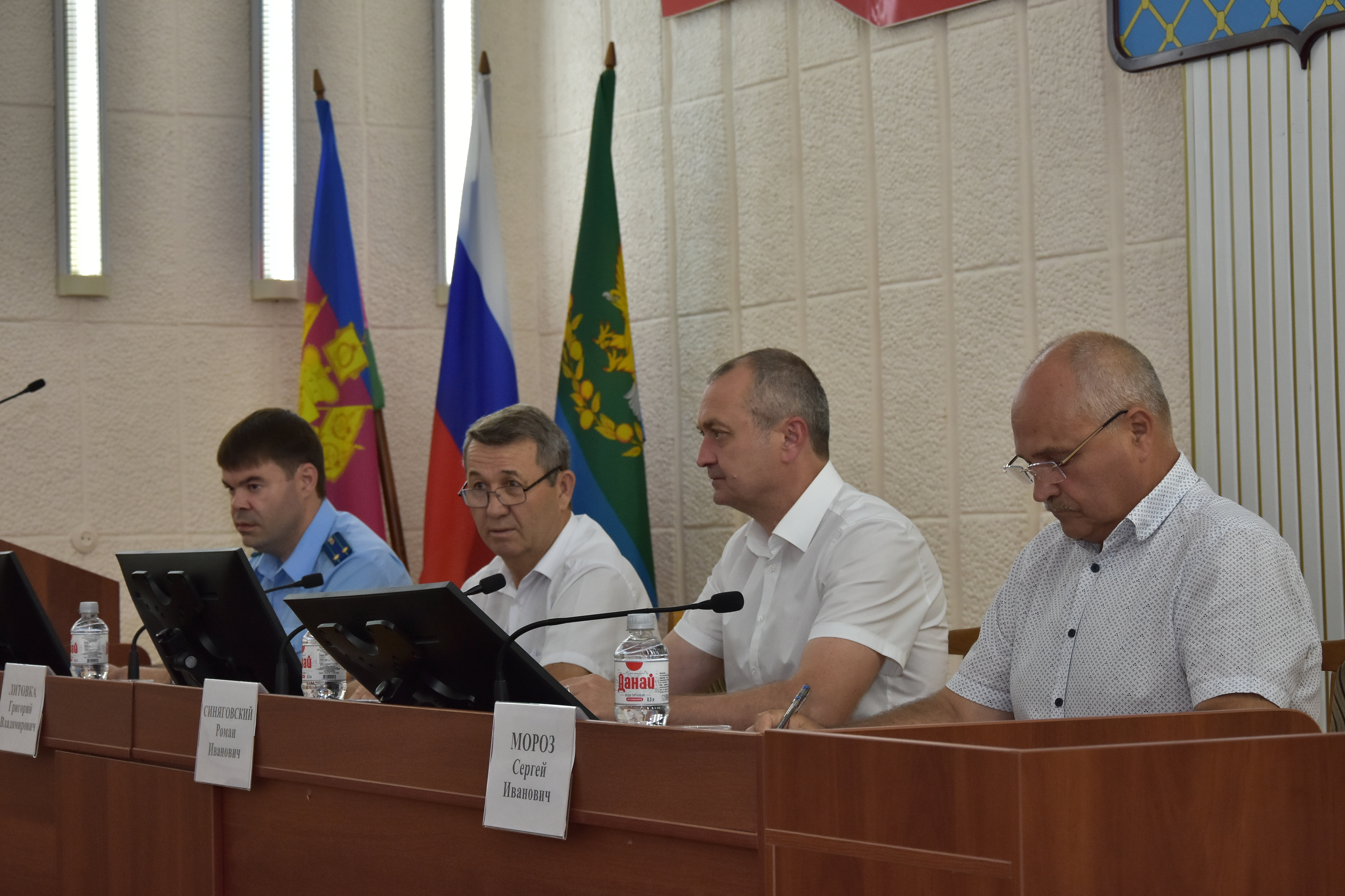 Рабочие будни депутатов