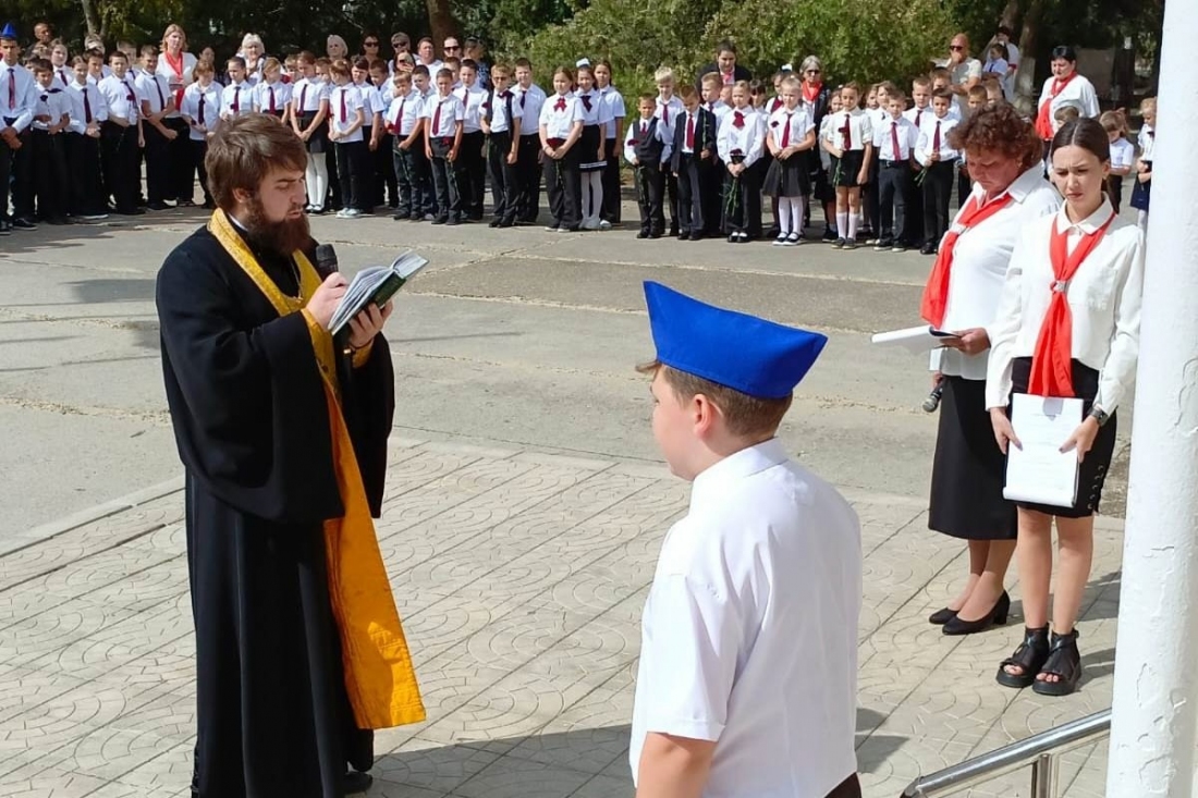 В память о земляке открыта памятная доска