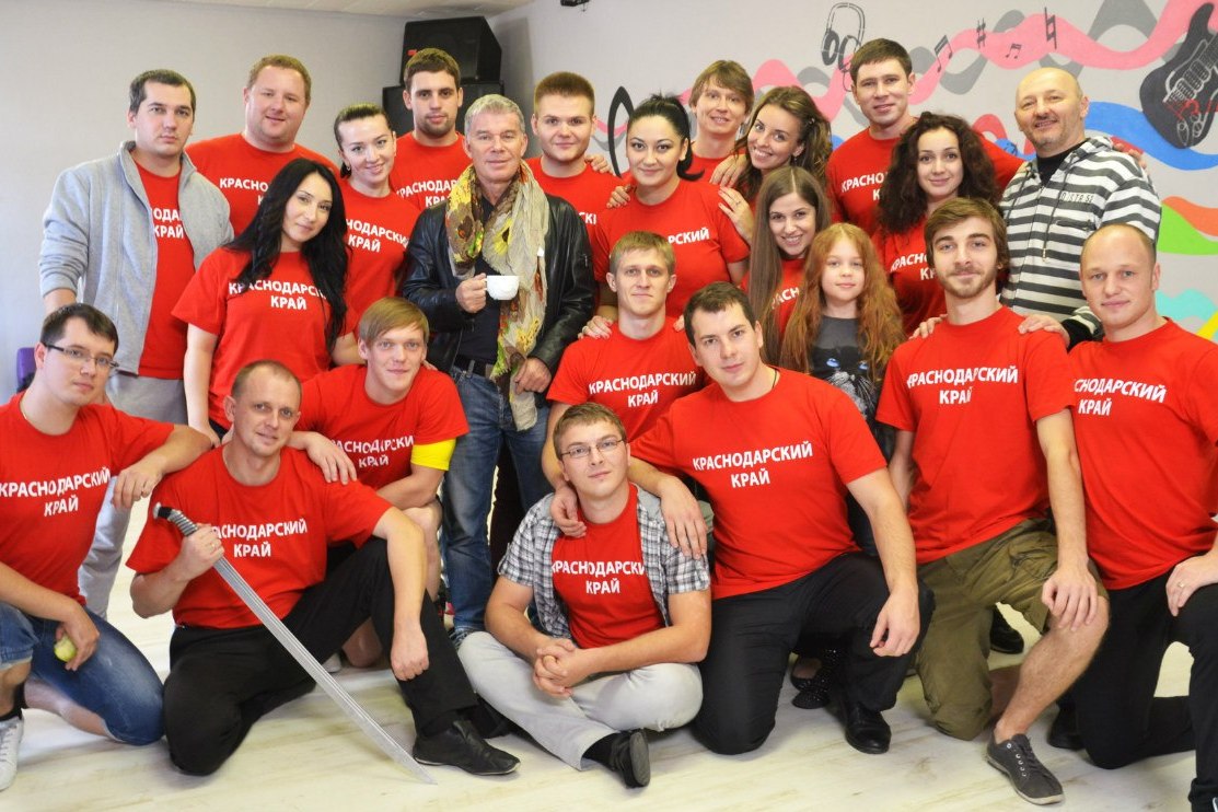 Голосуй за хор Кубани!