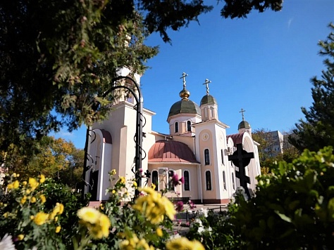 Вениамин Кондратьев принял участие в открытии и освящении часовни в Керчи