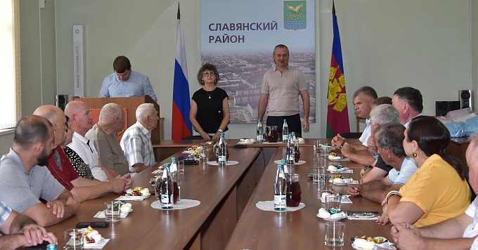 Торжественный прием главы Славянского района в честь Дня строителя