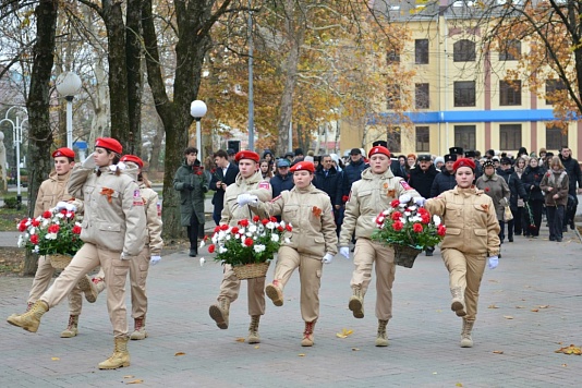 Вечная слава героям!