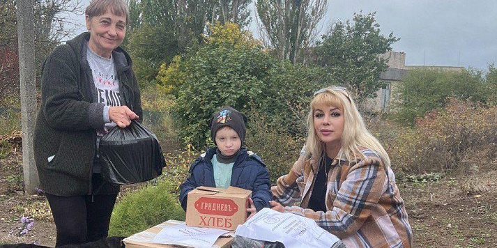 Славянцы продолжают оказывать помощь жителям новых регионов