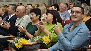 Наградили победителей конкурса «Самая благоустроенная территория»