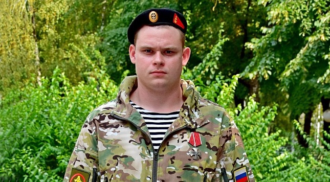 Встанем плечом к плечу за Родину!
