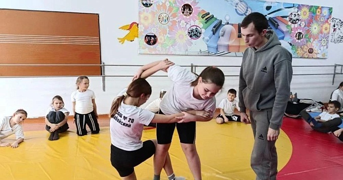 Внутришкольный этап Всероссийских соревнований по самбо